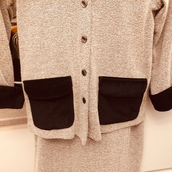 Vintage Girls classic look size M skirt-jacket, suit - Picture 6 of 9